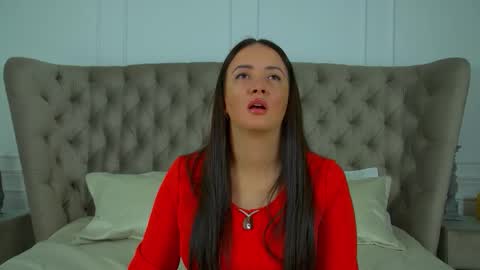 ElinaBellucci online show from February 2026 04:50:02 AM