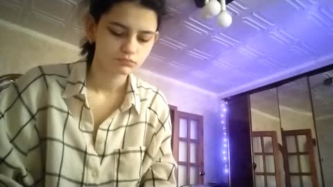 Snapshot of elindente chatting on November 2025 07:22:02 AM Lola online show from November 2025 07:22:02 AM