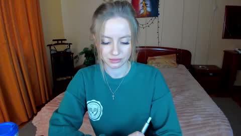 Snapshot of elinor_faith chatting on February 2025 12:24:02 PM elinor_faith online show from February 2025 12:24:02 PM