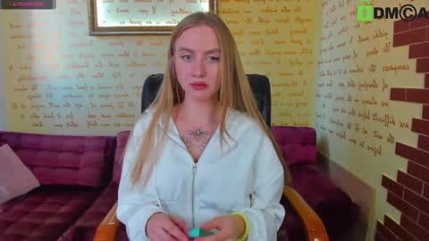 Snapshot of elinor_faith chatting on September 2025 02:29:02 PM elinor_faith online show from September 2025 02:29:02 PM