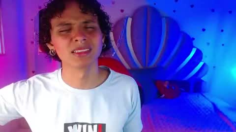 elio_fox online show from April 2026 11:51:02 AM