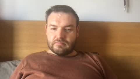 Snapshot of eliot26 chatting on April 2026 12:19:02 PM e26 online show from April 2026 12:19:02 PM