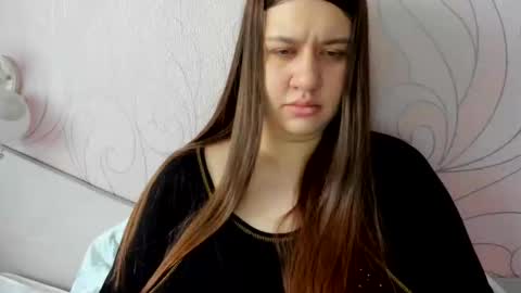 Aletta Oushen online show from February 2025 09:58:01 AM