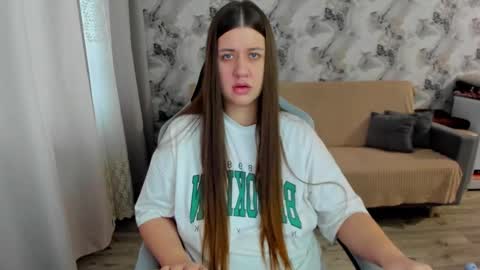 Aletta Oushen online show from October 2025 10:56:01 AM