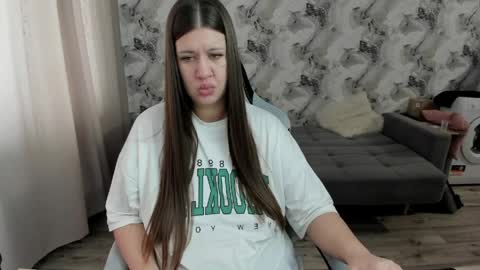 Aletta Oushen online show from March 2026 06:52:01 AM