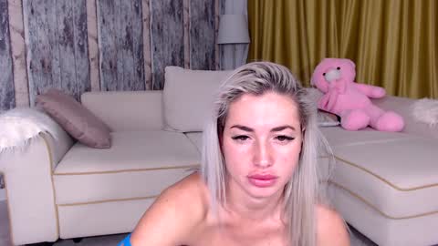 elisabeth_jason online show from January 2025 04:54:01 AM