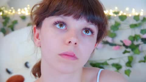 ElisabethDavis online show from April 2026 08:09:02 PM