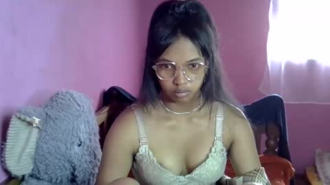 elisah01 online show from June 2026 05:31:02 AM