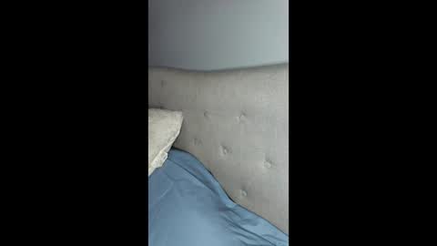 Snapshot of elishacohen33 chatting on April 2026 08:24:02 PM elishacohen33 online show from April 2026 08:24:02 PM