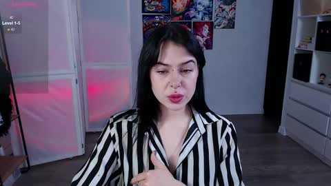 Ari online show from January 2025 03:22:02 PM