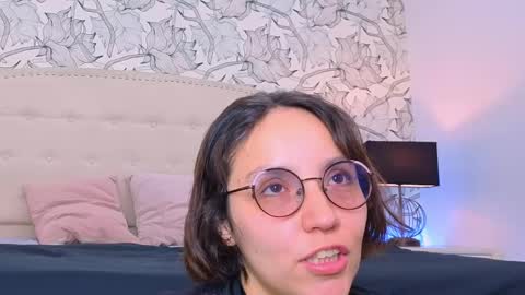 Snapshot of eliza_gh chatting on June 2026 07:19:02 PM Eliza online show from June 2026 07:19:02 PM