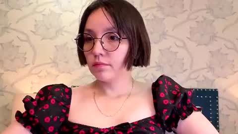 Snapshot of eliza_gh chatting on June 2026 05:12:02 PM Eliza online show from June 2026 05:12:02 PM