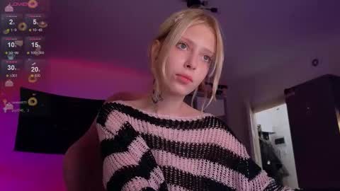 Snapshot of eliza_sadcat chatting on October 2025 08:42:02 PM Elizabeth online show from October 2025 08:42:02 PM