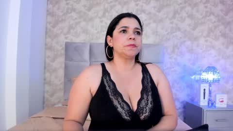 Snapshot of elizabeth_colleman chatting on January 2025 08:59:02 PM Elizabeth online show from January 2025 08:59:02 PM