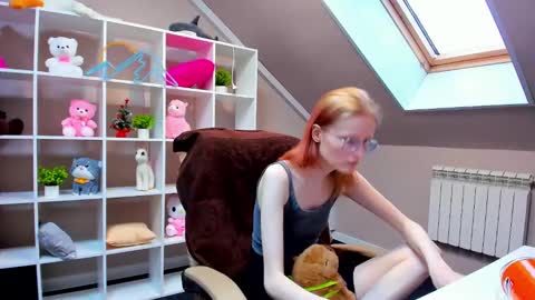 Snapshot of elizabeth_harpper chatting on January 2025 04:09:02 AM Elizabeth online show from January 2025 04:09:02 AM