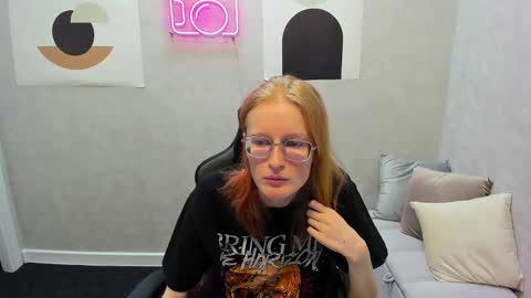 Snapshot of elizabeth_harpper chatting on January 2025 01:32:01 AM Elizabeth online show from January 2025 01:32:01 AM