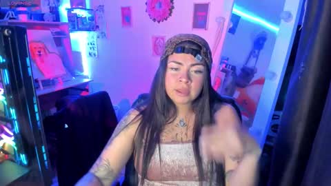 Snapshot of elizabeth_martinez98 chatting on October 2025 07:22:01 PM Elizabeth Martinez online show from October 2025 07:22:01 PM