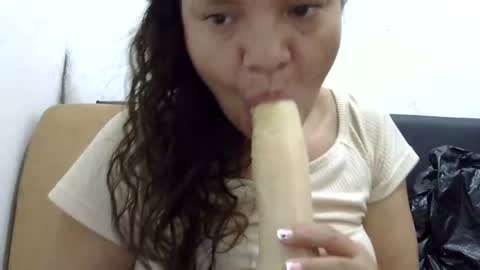 Snapshot of elizabeth_martinez_ chatting on March 2025 03:48:01 PM Elizabeth Martinez online show from March 2025 03:48:01 PM