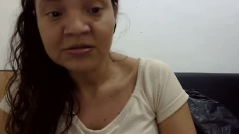 Snapshot of elizabeth_martinez_ chatting on March 2025 06:51:02 PM Elizabeth Martinez online show from March 2025 06:51:02 PM