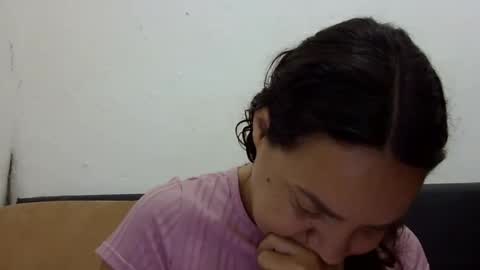 Snapshot of elizabeth_martinez_ chatting on October 2025 03:25:02 PM Elizabeth Martinez online show from October 2025 03:25:02 PM