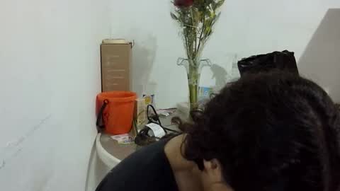 Elizabeth Martinez  online show from November 2025 03:13:02 PM