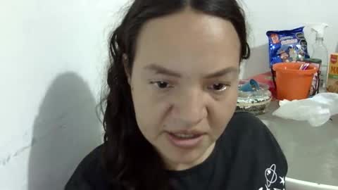 Elizabeth Martinez  online show from February 2026 04:25:02 PM