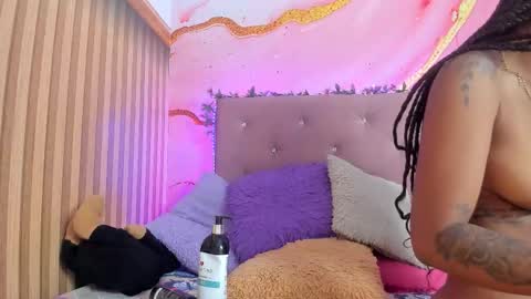 Snapshot of elizabeth_roman chatting on September 2025 07:02:02 PM Montserrath online show from September 2025 07:02:02 PM