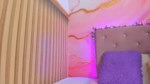 Snapshot of elizabeth_roman chatting on September 2025 06:54:01 PM Montserrath online show from September 2025 06:54:01 PM