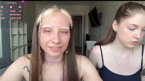 Snapshot of elizabethh_brown chatting on July 2026 08:53:02 AM elizabethh_brown online show from July 2026 08:53:02 AM