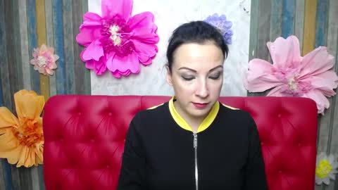 ElizabethSho online show from October 2025 05:35:02 PM