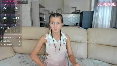 Eliz                               online show from September 2025 03:00:02 PM