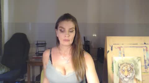 Snapshot of elizzo chatting on March 2025 02:10:02 PM Eliekind online show from March 2025 02:10:02 PM