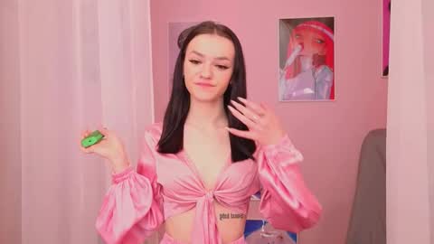 elizzza_ online show from February 2025 12:22:01 PM