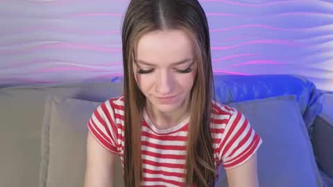 elizzza_ online show from April 2026 05:21:02 AM