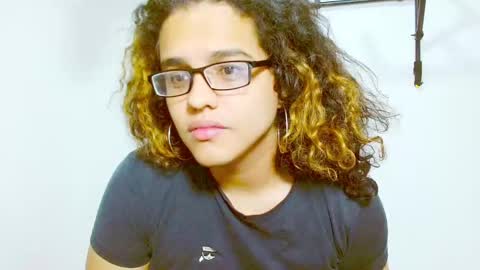 Diana online show from December 2024 12:49:02 PM