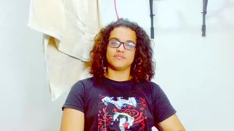 Diana online show from February 2025 04:14:02 PM