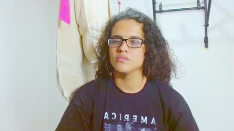 Diana online show from February 2025 03:53:01 PM