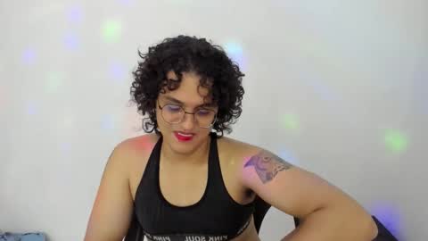 Diana online show from October 2025 07:04:02 PM