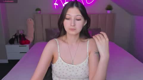 Ella online show from February 2026 09:19:02 AM