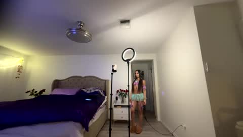 ella_ella_ella_ay online show from October 2025 02:41:01 AM