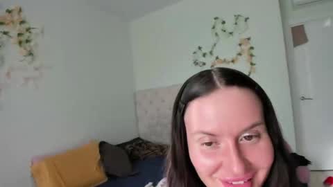 Snapshot of ella_gdss chatting on April 2026 02:22:01 PM ELLA online show from April 2026 02:22:01 PM