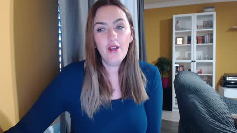 Snapshot of ella_max_live chatting on January 2025 06:33:01 AM Ella  Max online show from January 2025 06:33:01 AM