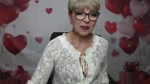 Snapshot of ellabonito chatting on April 2026 05:58:01 AM EllaBonito online show from April 2026 05:58:01 AM