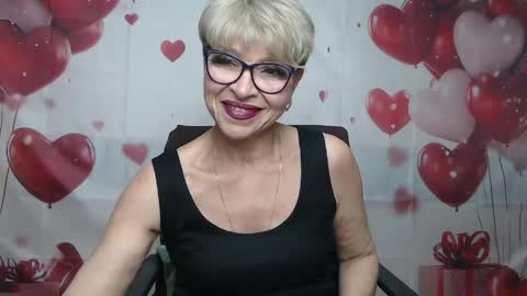 Snapshot of ellabonito chatting on May 2026 05:46:02 AM EllaBonito online show from May 2026 05:46:02 AM