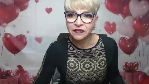 Snapshot of ellabonito chatting on May 2026 05:57:02 AM EllaBonito online show from May 2026 05:57:02 AM