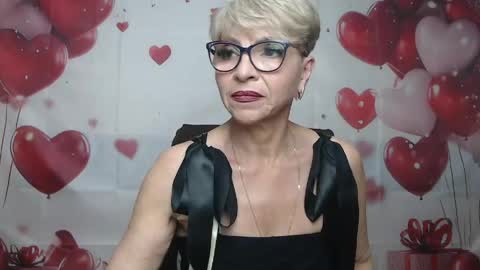 Snapshot of ellabonito chatting on May 2026 06:54:02 AM EllaBonito online show from May 2026 06:54:02 AM
