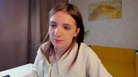 Sweet Ella online show from March 2026 12:21:01 PM