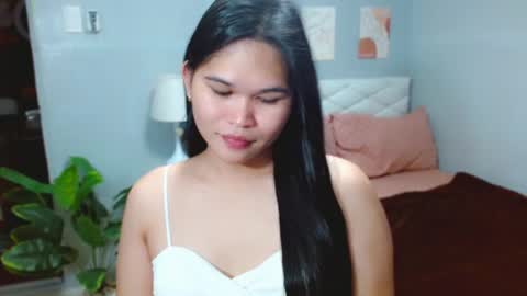Snapshot of ellaford chatting on June 2026 07:22:01 AM EllaFord online show from June 2026 07:22:01 AM