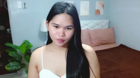 Snapshot of ellaford chatting on June 2026 02:57:01 AM EllaFord online show from June 2026 02:57:01 AM