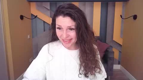 EllaLongs online show from February 2026 12:31:01 PM